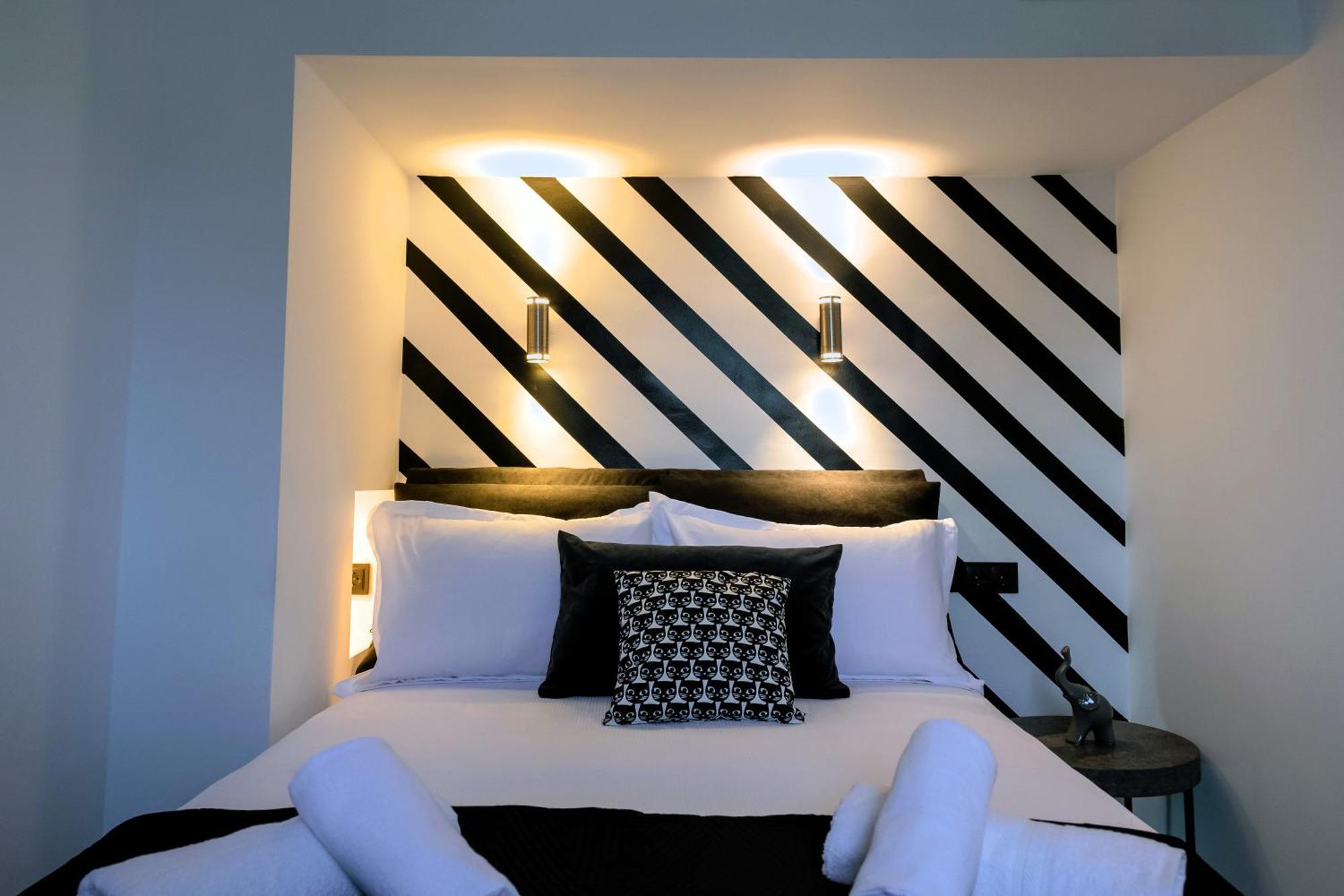 Apartament Essel Noir - A Hidden Gem With A Magnificent Acropolis View Ateny Zewnętrze zdjęcie