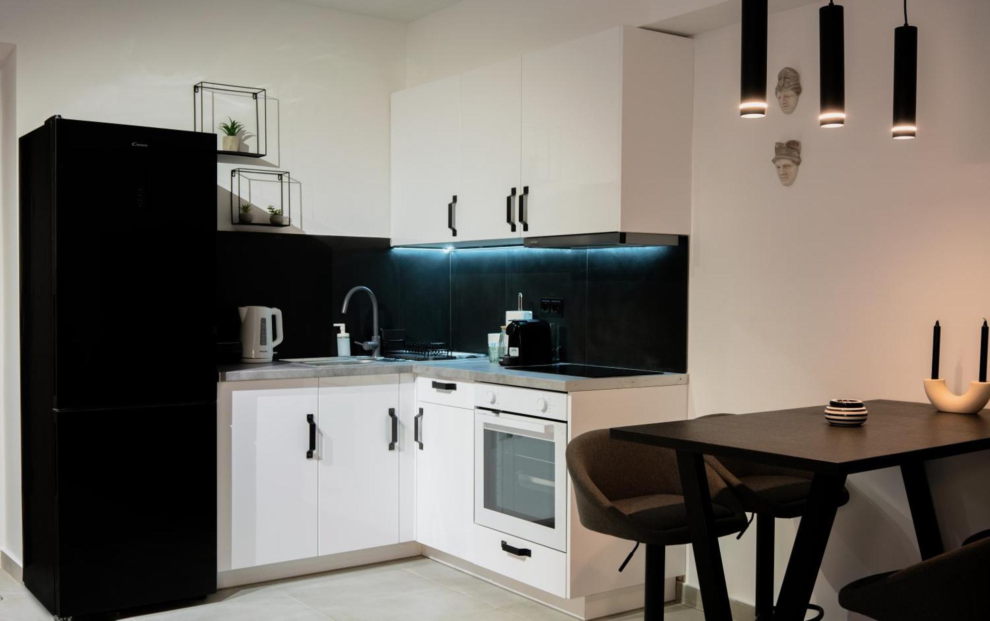 Apartament Essel Noir - A Hidden Gem With A Magnificent Acropolis View Ateny Zewnętrze zdjęcie